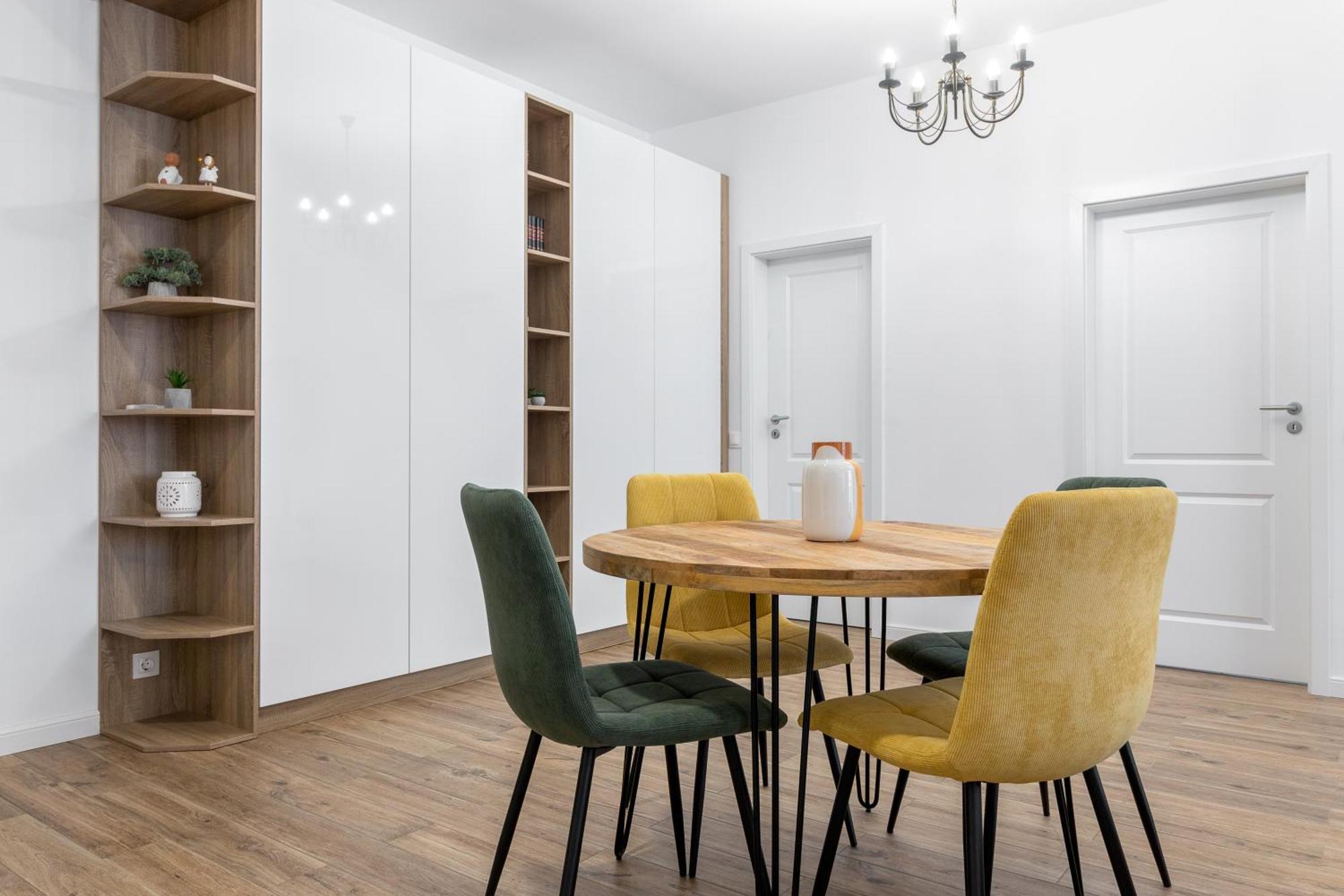 Crisana Flats Apartment Oradea Bagian luar foto